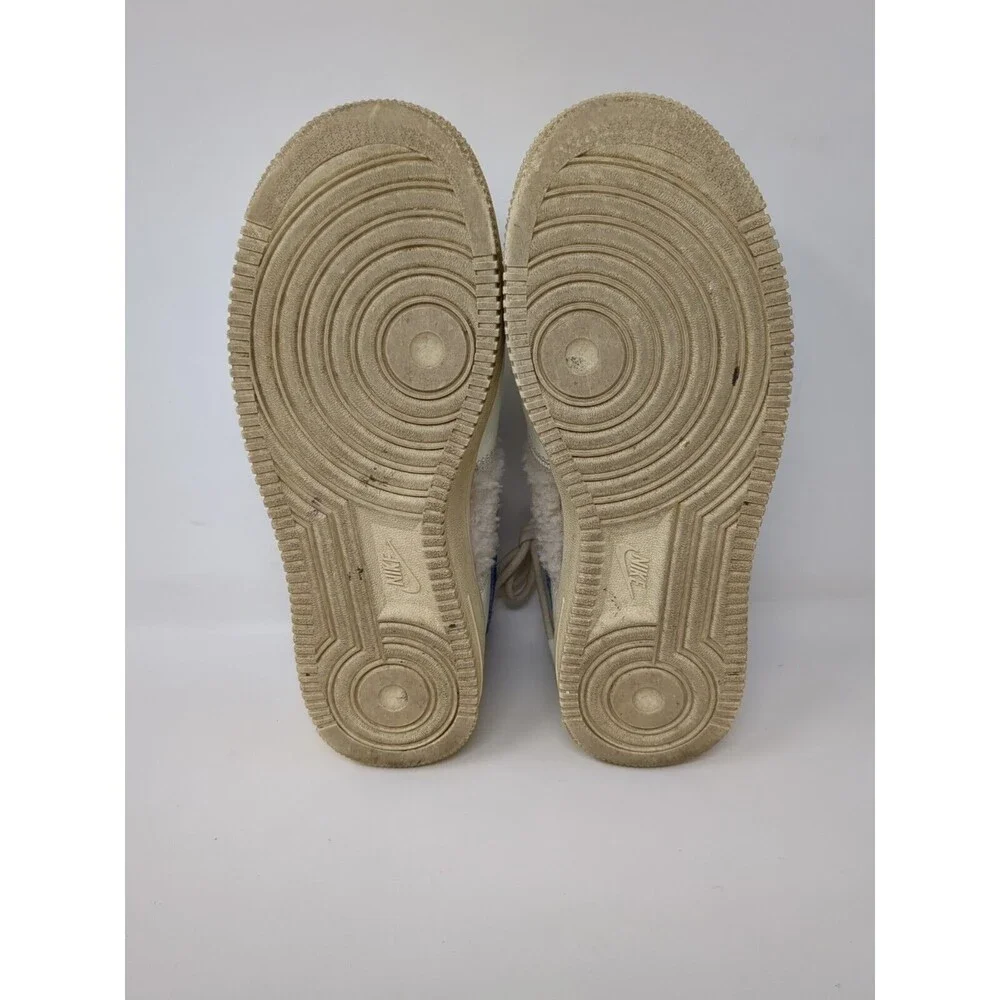 Nike Air Force 1 07 Sherpa Fleece‎ Women's Size 6 DO6680-100